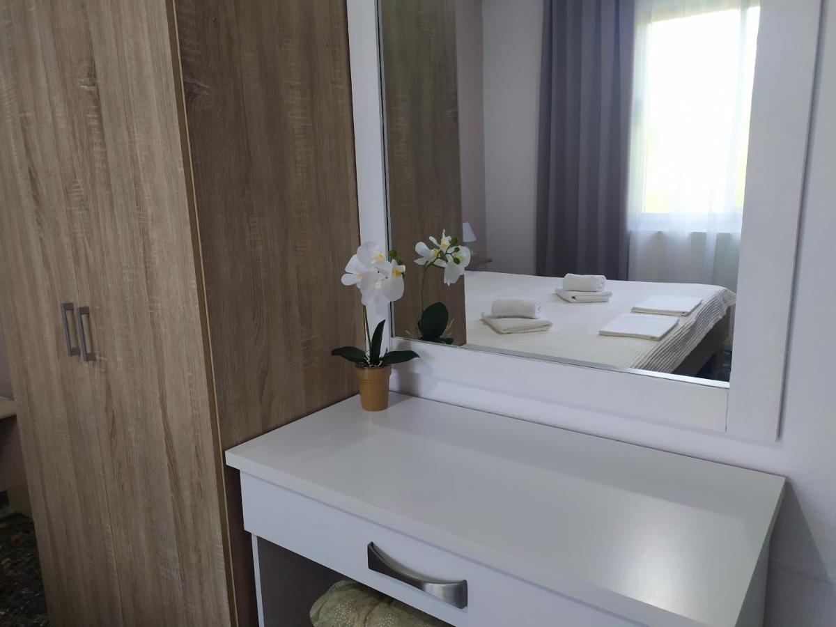 Sofia'S Garden Apartment Лименария Екстериор снимка